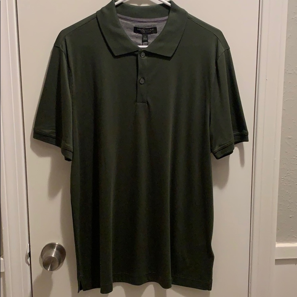 New with tags men’s polo
